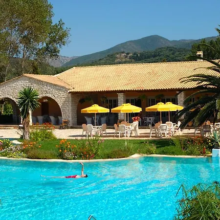 St.george's Bay Country Club & فندق 4*